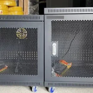 Mẫu tủ rack 9U-D500 được nhiều khách hàng lựa chọn